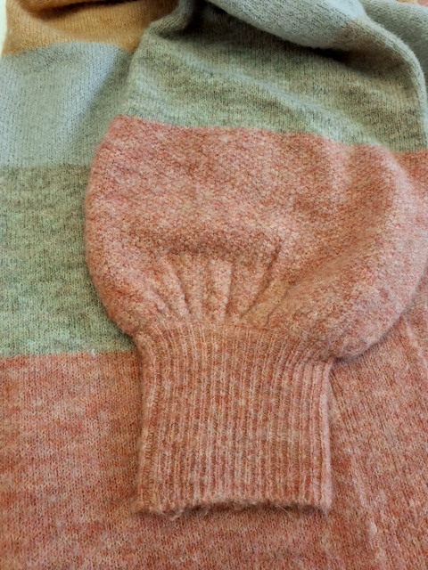 MW23 Cardigan